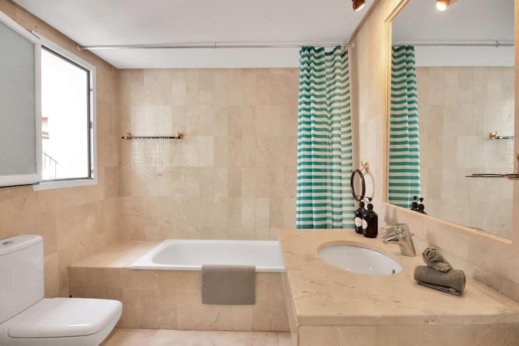 Apartamento En Complejo Con Piscina Climatizada - El Presidente 234